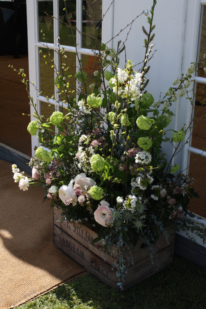 022 The Country Garden Flower Company